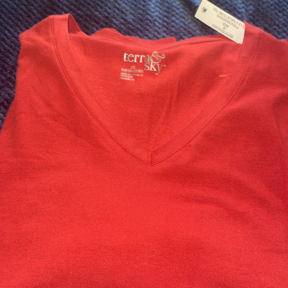 New terra sky 1x shirt, red, never worn